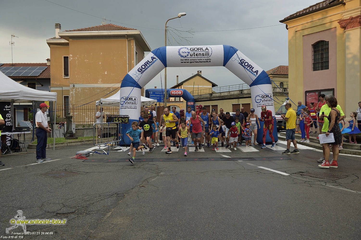 Foto 019 di 110