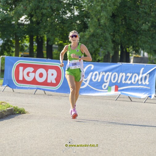 Foto 002 di 145