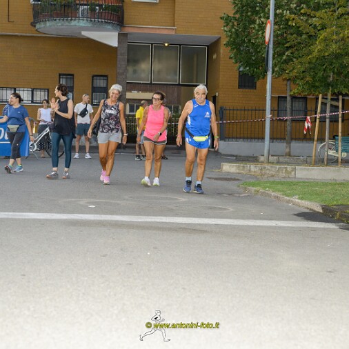 Foto 007 di 106