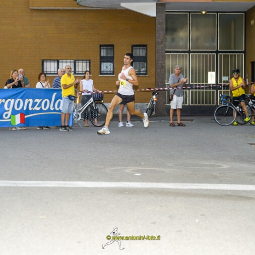 Foto 010 di 106