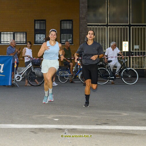 Foto 010 di 108