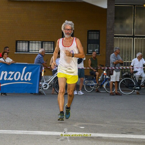 Foto 020 di 108