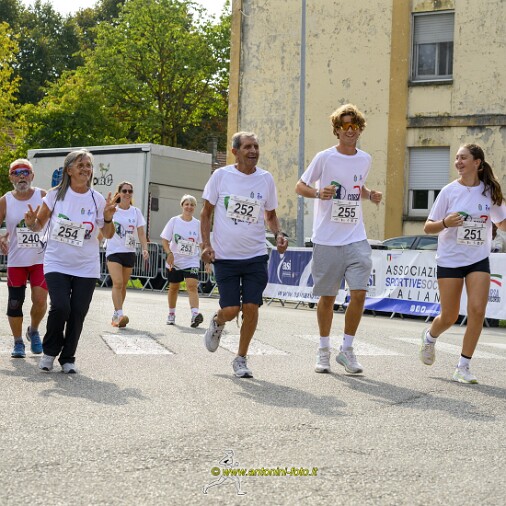 Foto 007 di 73
