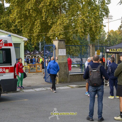 Foto 001 di 158