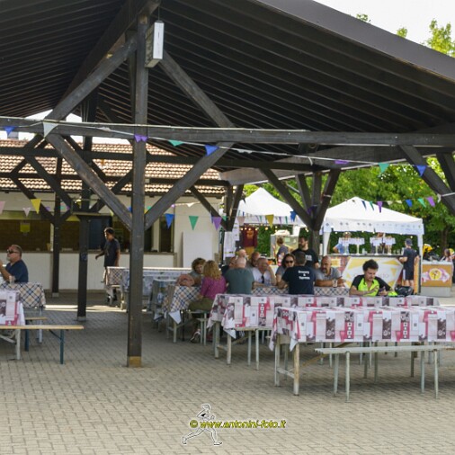 Foto 003 di 112