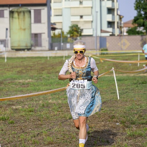 Foto 003 di 115