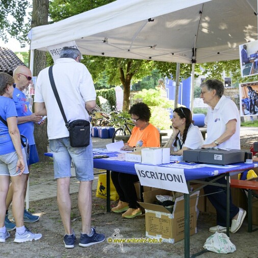 Foto 005 di 169