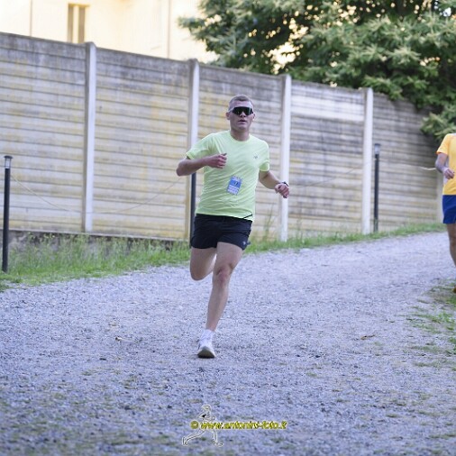 Foto 020 di 99