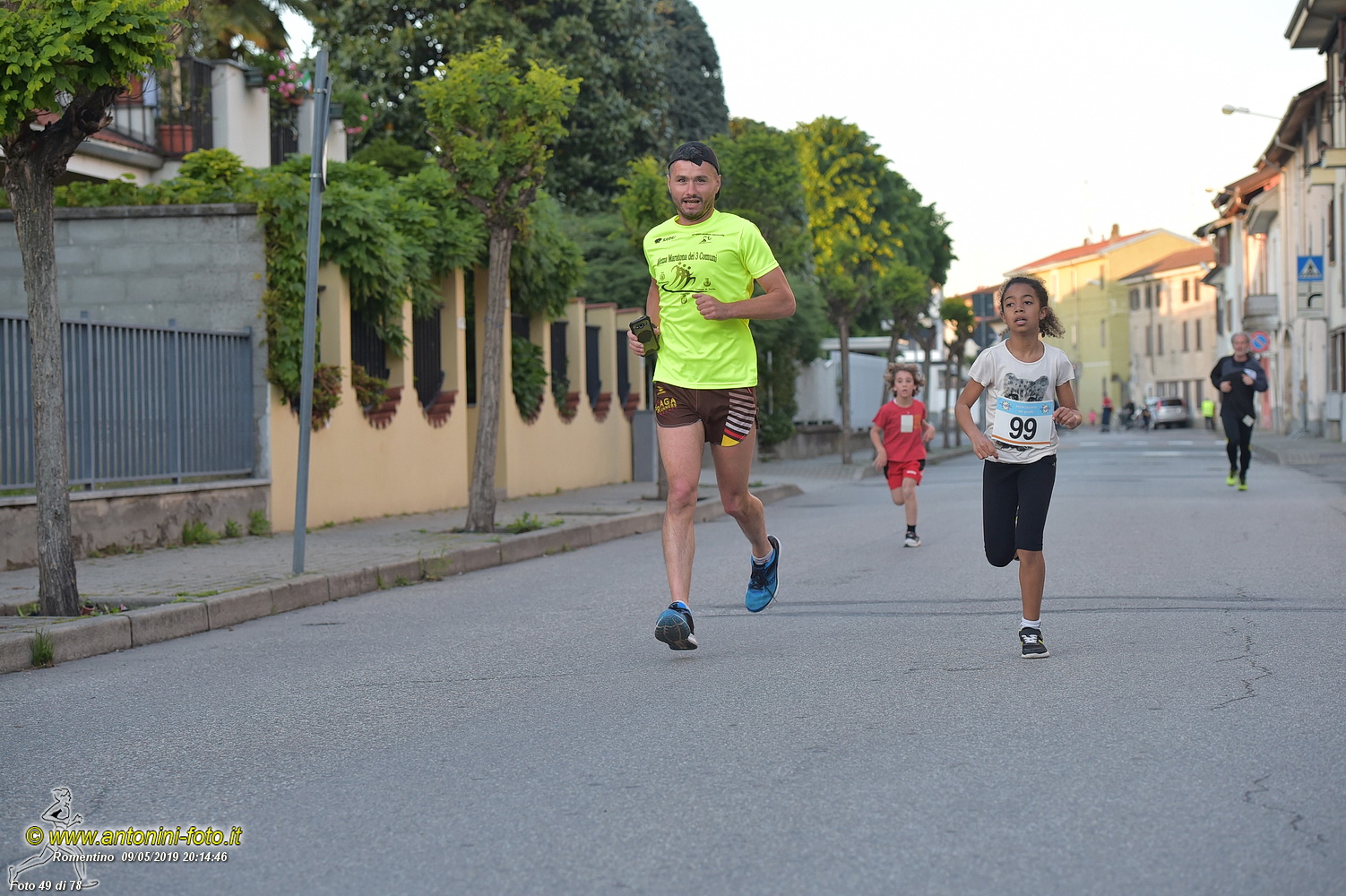 Foto 49 di 78