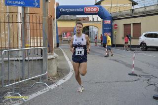 Foto 028 di 139