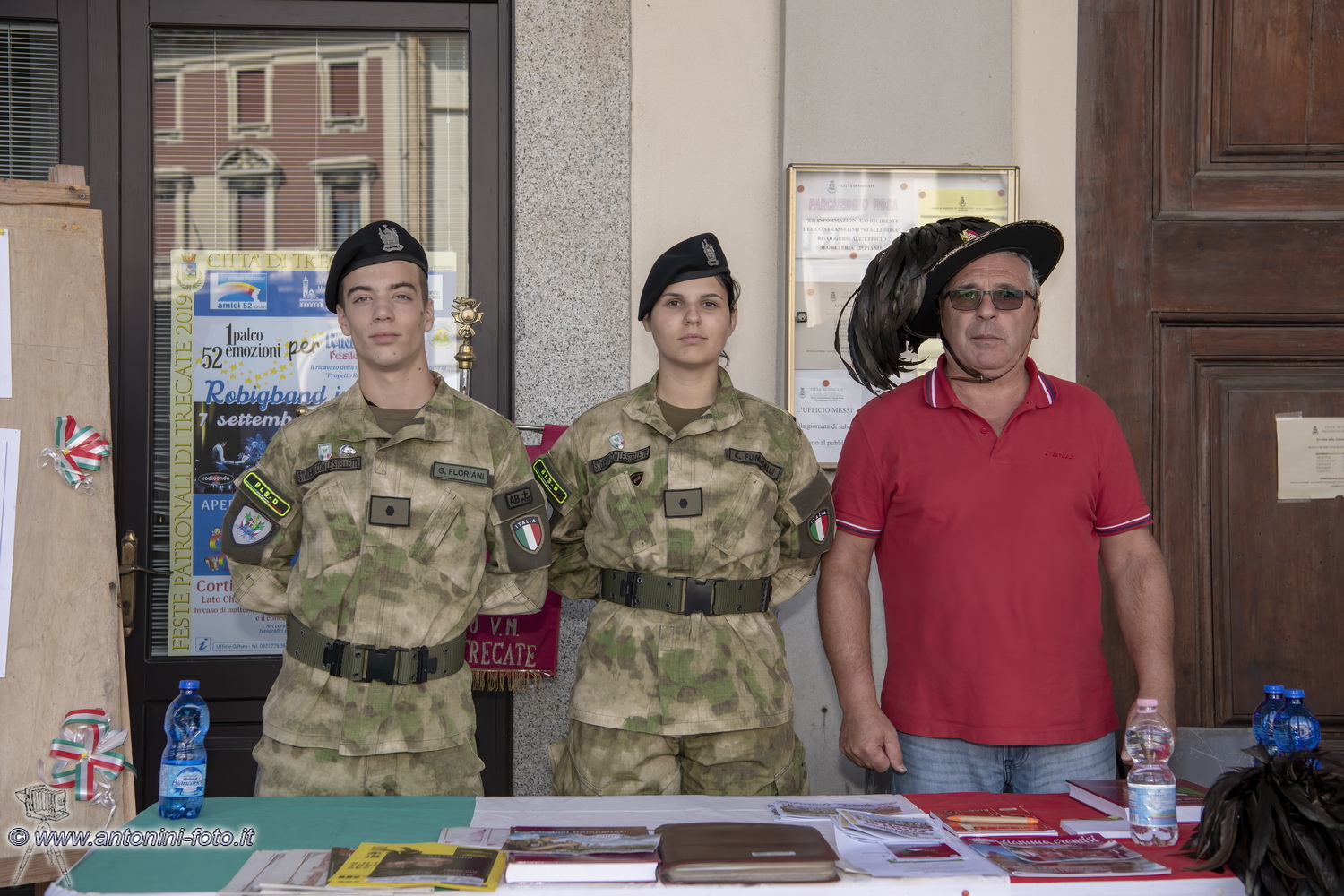 Foto 010 di 139