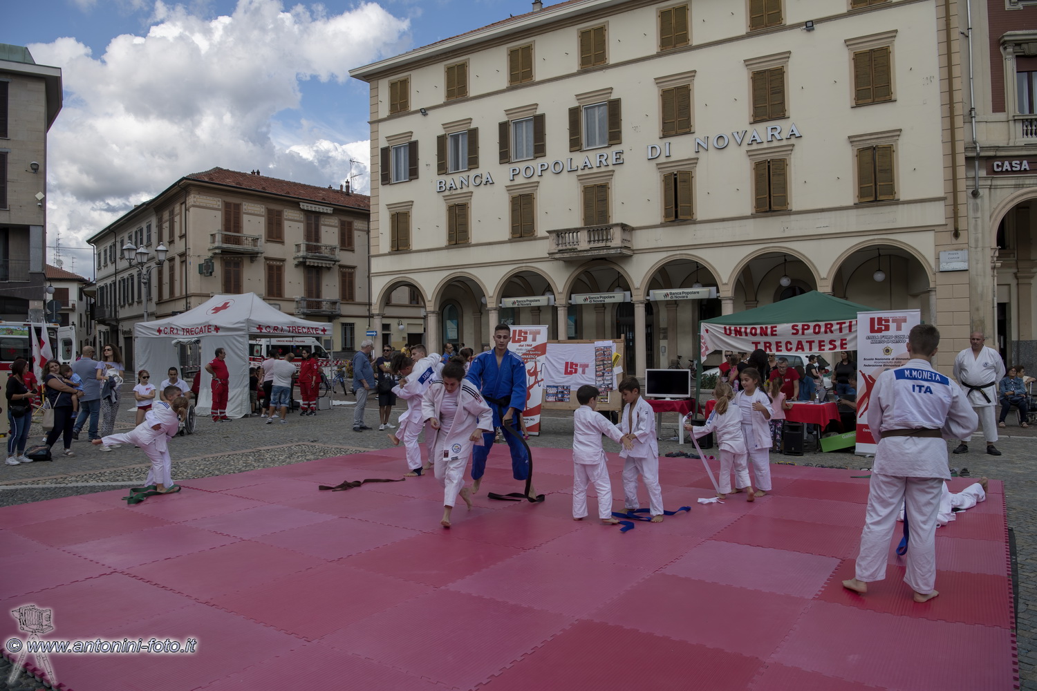 Foto 034 di 139