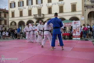 Foto 053 di 139