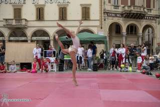 Foto 107 di 139