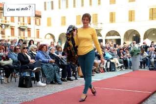 Foto 33 di 85