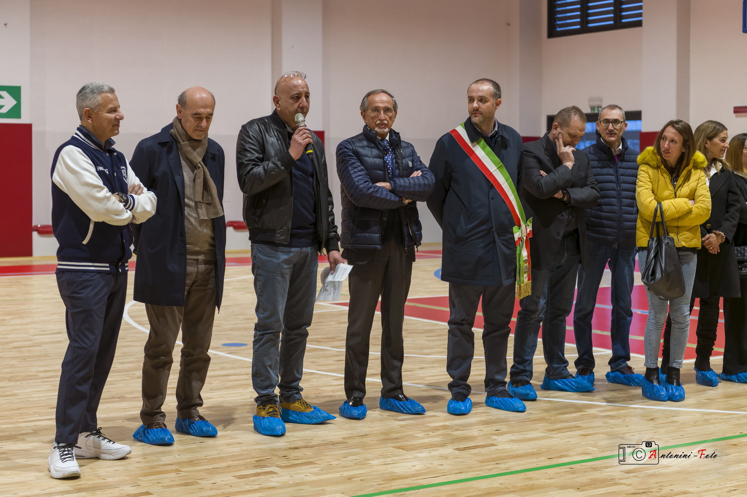 Foto 46 di 77