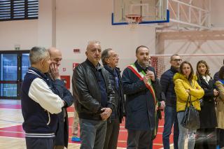 Foto 39 di 77