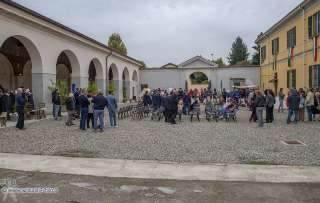 Foto 007 di 103