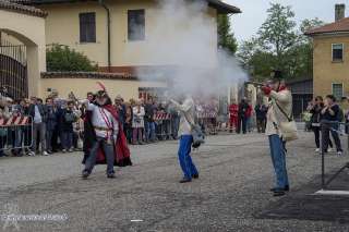 Foto 12 di 74