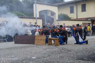 Foto 30 di 74