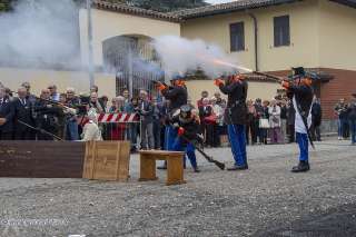 Foto 32 di 74